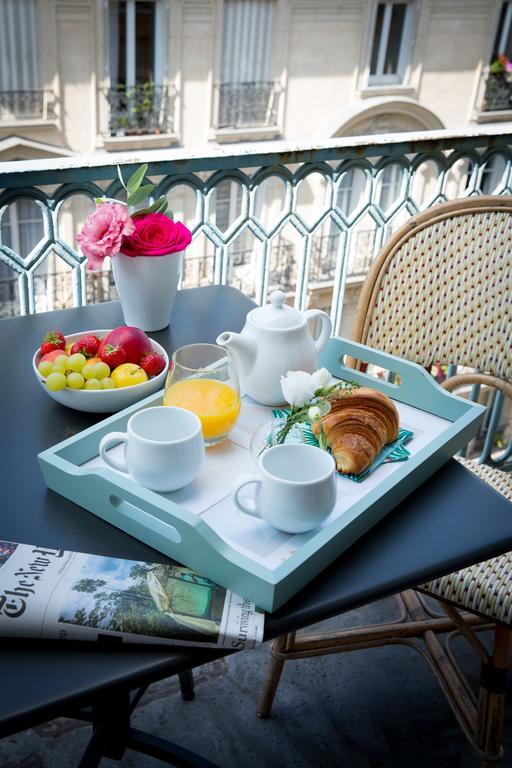 Premium Double Room with Balcony,422211999:JPEG